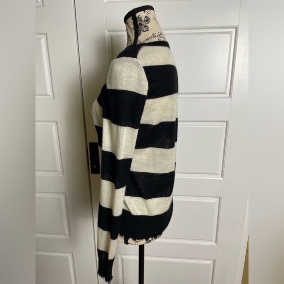 Zadig & Voltaire Source stripe cp spi long sleeve cashmere sweater in size XS - Picture 9 of 11